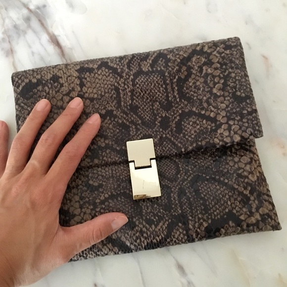BANANA REPUBLIC python print crossbody/clutch - Picture 5 of 6